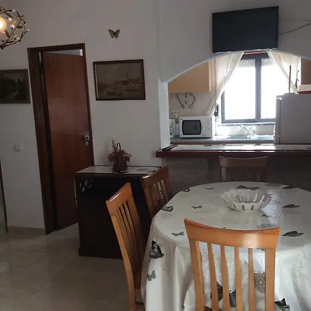 Holiday home Casa Dadinha